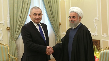 ইরানি প্রেসিডেন্টের সঙ্গে রোমানিয়ার পররাষ্ট্র মন্ত্রীর বৈঠক