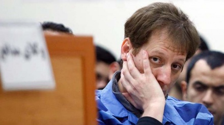 イラン初等裁判所、石油の不正取引の被告に死刑判決
