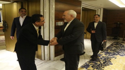 イラン外相、アジア協力対話の事務局長と会談