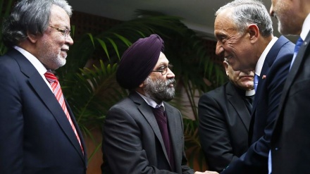 Encontro histórico na Mesquita de Lisboa marca início de mandato de Marcelo