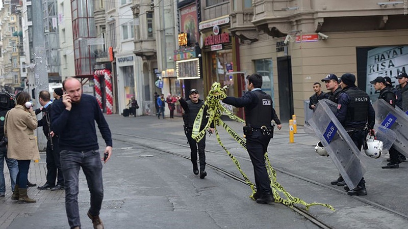 İstanbul'da patlama: Üç yaralı 