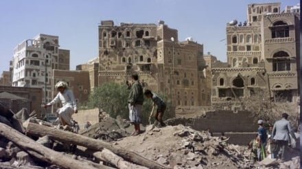 Arabistan'ın Yemen saldırıları devam ediyor