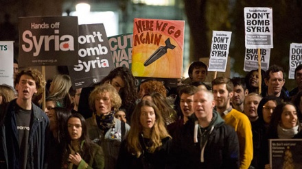 米･ニューヨークで平和活動家が反戦デモを実施