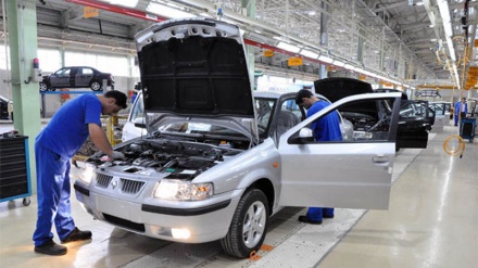 イランが、外国の自動車メーカーと協力する意向

