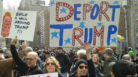 মার্কিন প্রেসিডেন্ট প্রার্থী ডোনাল্ড ট্রাম্পের বিরুদ্ধে আমেরিকায় বিক্ষোভ