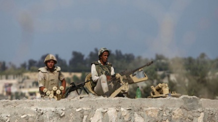 Mısır'ın kuzeyinde 15 asker öldürüldü