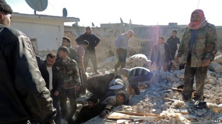 Teröristler Halep'te sivilleri  hedef aldı 