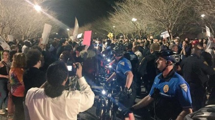 Protesters disrupt Trump rally in North Carolina