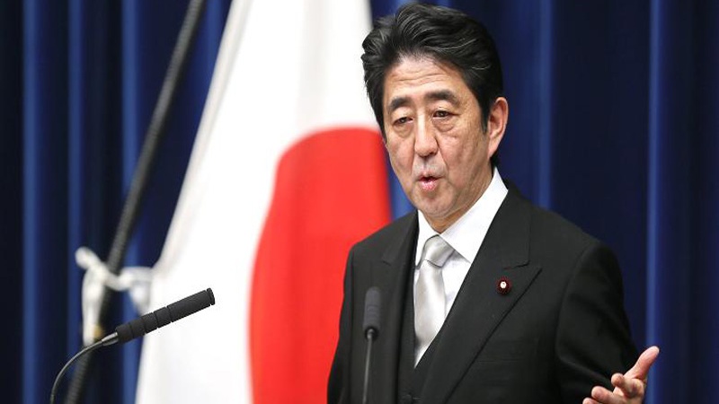 日本首相、防衛力の強化に向けた憲法改正を要請