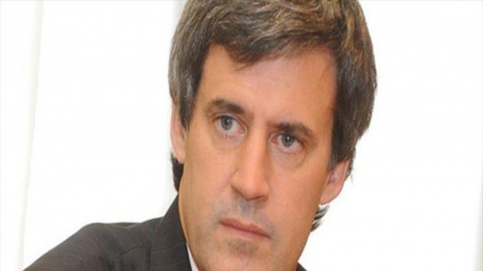 Ministro de Hacienda de Argentina ve 