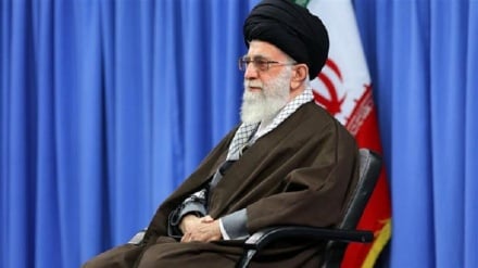 Aiatolá Khamenei: O poder defensivo é necessário no diálogo  