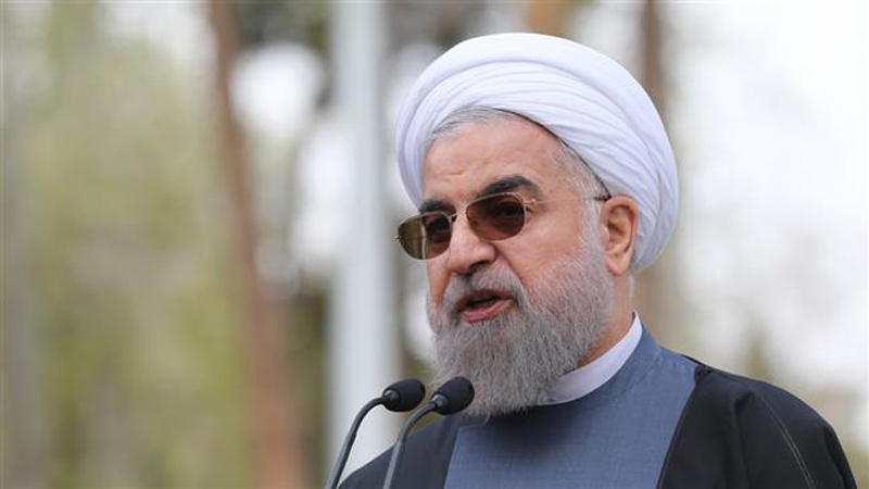 Rais Rouhani asisitiza kutekelezwa sera za Uchumi wa Muqawama