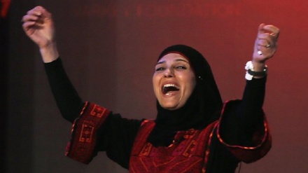 Global Teacher Prize: la palestinese Hannan vince 1 mln di dollari. E' docente in campo profughi 