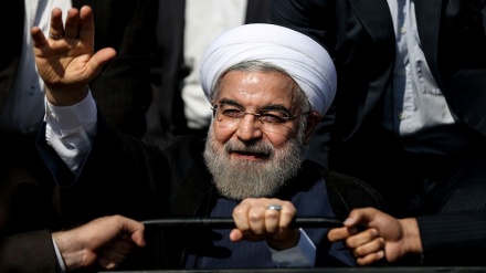 ইরানি প্রেসিডেন্ট ড. রুহানির ইয়াজদ প্রদেশ সফর 