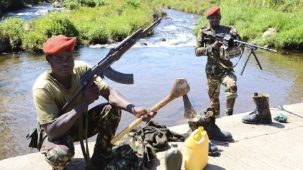 Militarização do Estado moçambicano ameaça a paz, alerta historiador da Universidade de Maputo