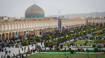 Новруз и весна в городе Исфахан