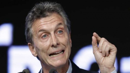 Macri veta três leis que favorecem os argentinos