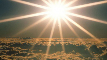 Eruzione dal 'cuore nero' del Sole, tempesta ha colpito Terra