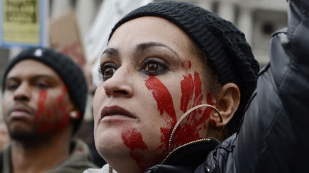 アメリカで、民主化活動家によるデモが実施