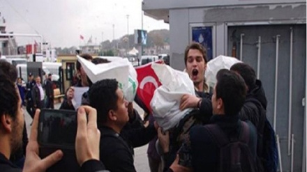 トルコの極右団体メンバーがアメリカ軍基地を襲撃