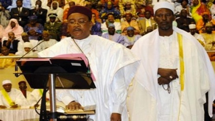 Takaitacen Tarihin Shugaba Mahamadu Isufu Na Nijar 