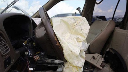米で、タカタ製のエアバッグが破裂し、１７歳の女子高校生が死亡