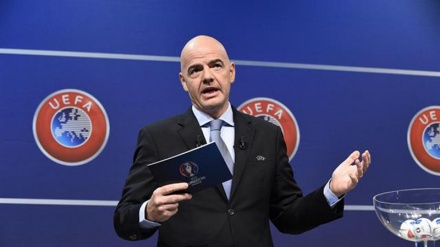 Panama Papers, polizia svizzera in sede Uefa a Nyon