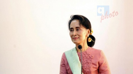 Birmania, Suu Kyi: rilasciati prigionieri politici
