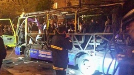 Cina: scontro tra bus e camion in Cina, 12 morti e decine di feriti