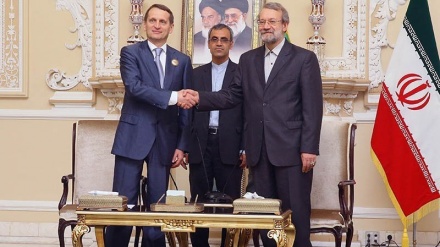 イランとロシアの国会議長が、両国の協力拡大を強調