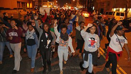 米・ワシントンで、「民主化の春」運動の抗議の３日目に数十名が逮捕