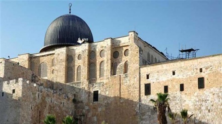 Die Zionisten verletzen mit Adhan-Verbot  das  Recht auf Religionsfreiheit 