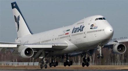 Irani pezullon fluturimet drejt dhe nga Kina