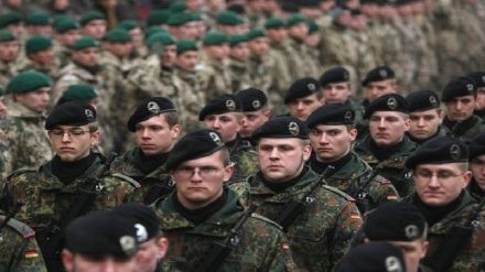 Ispezione improvvisa in distretto militare occidentale