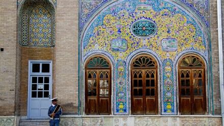 Visitando los museos de Irán (8)+Video