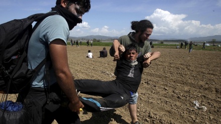 Ärzte ohne Grenzen: 300 Verletzte bei Polizei-Einsatz gegen Flüchtlinge in Idomeni