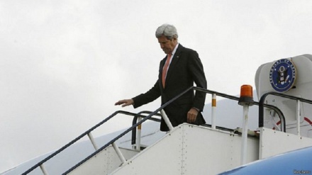 ג'ון קרי הגיע לביקור פתע באפגניסטן