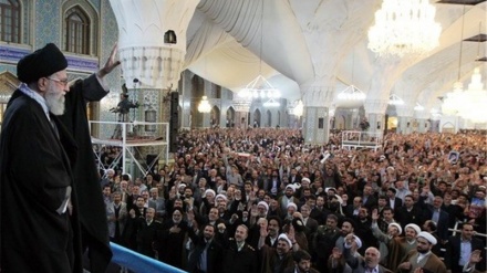ईरानी नववर्ष नौरोज़ के पहले दिन वरिष्ठ नेता के पवित्र नगर मशहद में दिए गए भाषण
