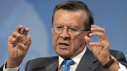 Bir Rus Yetkili: İran olmaksızın, petrol üretiminin azaltılmasında anlaşma sağlanması imkansız