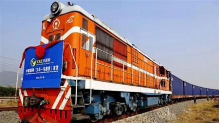 イラン鉄道会社、シルクロード鉄道の運行所要期間を短縮する用意を表明