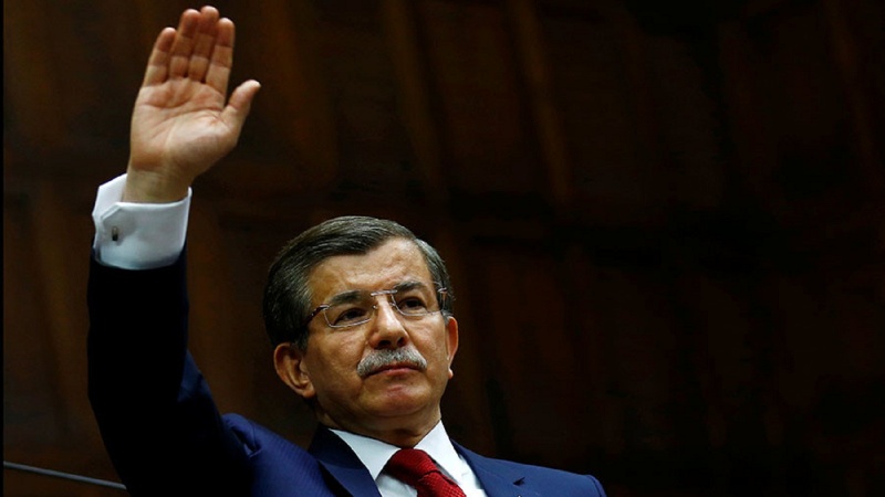 Davutoğlu AK parti başkanlığını bıraktı