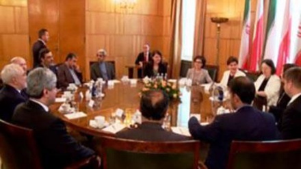 İran dışişleri bakanı ve Polonya başbakanı arasında görüşme 