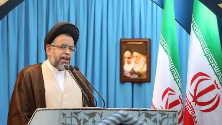 イラン情報相、「昨年、イラン国内で３０のテログループが破壊」