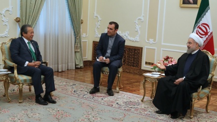 Malezya dışişleri bakanı Ruhani ile görüştü 