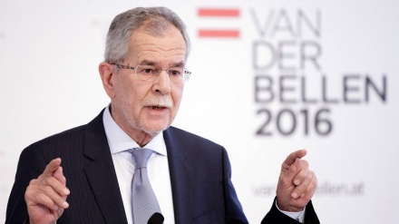 Austria, a Van der Bellen serve 60,2% voto postale per vincere