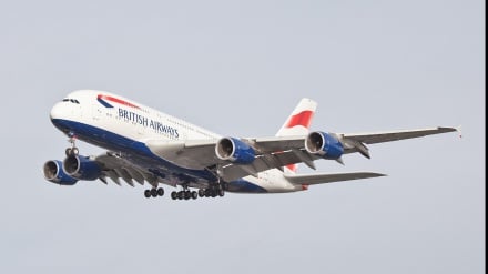 Tripulante da British Airways tenta se matar em pleno voo