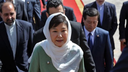 韓国の大統領がテヘラン入り