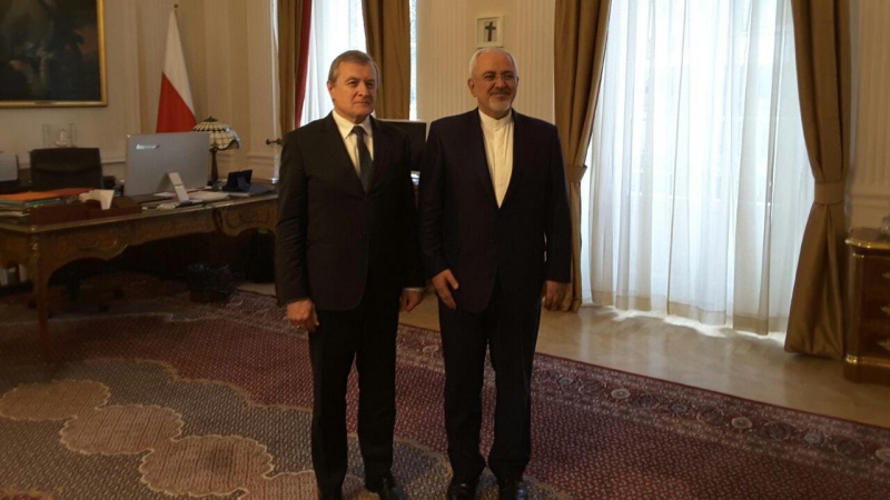 イラン外相とポーランド政府高官の会談