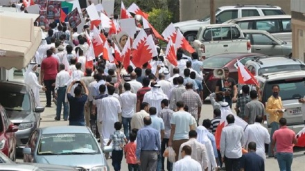 Bahrain: proteste in piazza, la gente non vuole il re