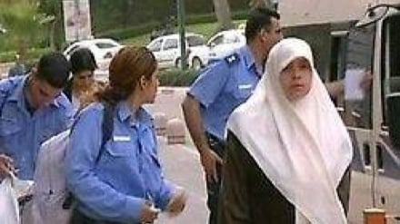 Palestina Occupata: soldati israeliani hanno rapito una ragazza palestinese vicino ad al-Aqsa